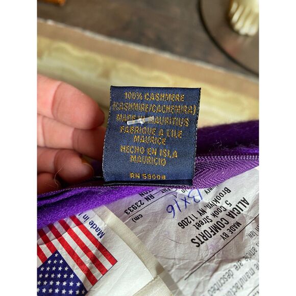 EUC Ralph Lauren Cashmere Purple Fringe Throw Pillow Set of 2 - Picture 3 of 7